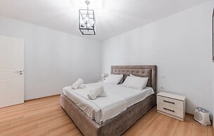 Seaview Luxury Suite by PS