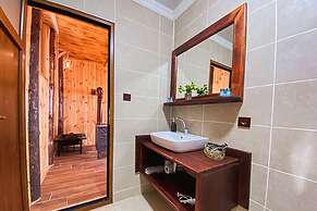 Menzara Hotel & Restaurant