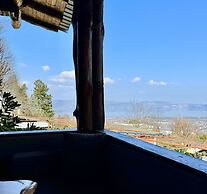 Menzara Hotel & Restaurant