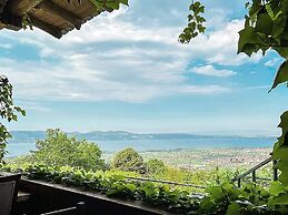 Menzara Hotel & Restaurant