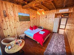 Menzara Hotel & Restaurant