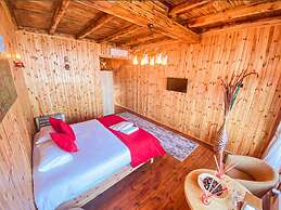 Menzara Hotel & Restaurant