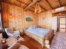 Menzara Hotel & Restaurant