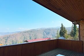 Menzara Hotel & Restaurant