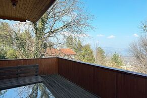 Menzara Hotel & Restaurant