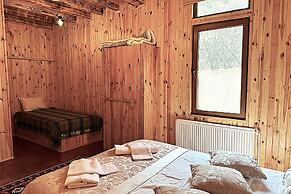 Menzara Hotel & Restaurant