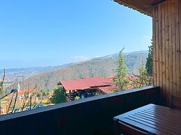 Menzara Hotel & Restaurant