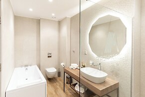Atmosphere Hotel