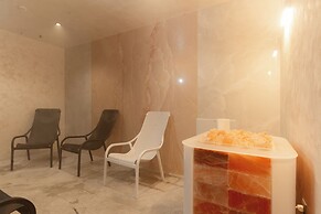 Atmosphere Hotel