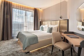 Atmosphere Hotel