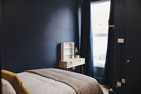 Captivating 2-bed Apartment in Liverpool