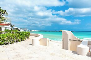 XamanHa Condo by BVR