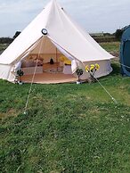 Beautiful Idilic Stay at The Box