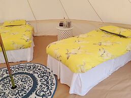 Beautiful Idilic Stay at The Box