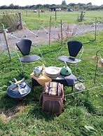 Beautiful Idilic Stay at The Box