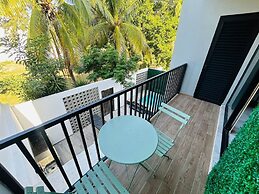 Lomas Sense Apartments