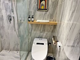 Tuke Hotel (Shanghai Hongqiao Hub Yan'an West Road Branch)