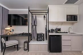 Chateau Du Village Patong