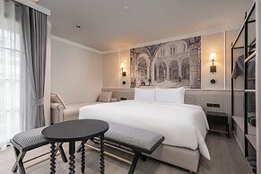 Chateau Du Village Patong