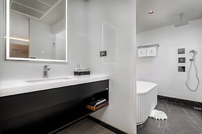 Chateau Du Village Patong