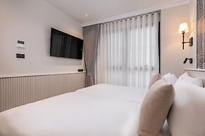 Chateau Du Village Patong