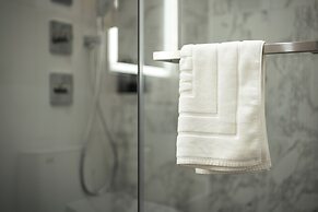 Chateau Du Village Patong