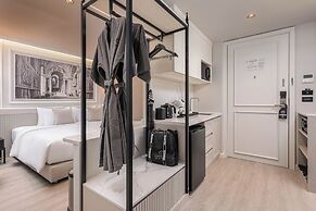 Chateau Du Village Patong