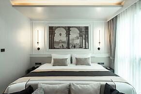 Chateau Du Village Patong