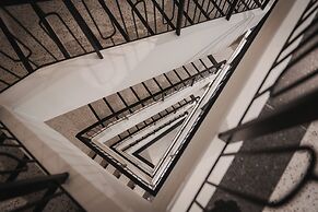 Chateau Du Village Patong