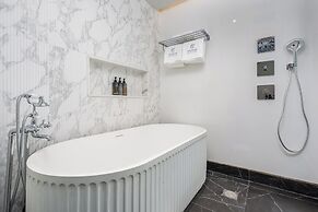 Chateau Du Village Patong