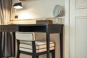 Chateau Du Village Patong