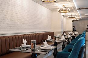 Chateau Du Village Patong