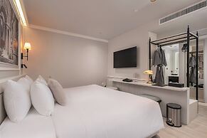 Chateau Du Village Patong