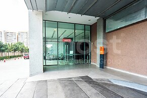 Datum Jelatek Residence by Airhost