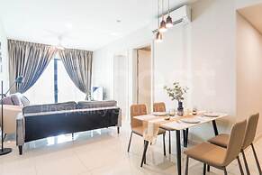 Datum Jelatek Residence by Airhost