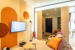 Datum Jelatek Residence by Airhost