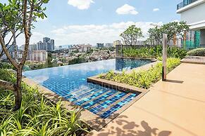 Datum Jelatek Residence by Airhost