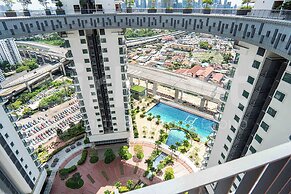 Datum Jelatek Residence by Airhost