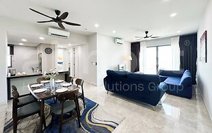 Datum Jelatek Residence by Airhost