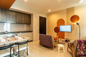 Datum Jelatek Residence by Airhost