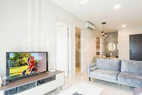 Datum Jelatek Residence by Airhost