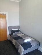 Commercial Hotel Young