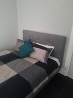 Commercial Hotel Young