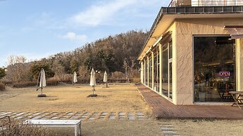 Wonju Quirinale Pension