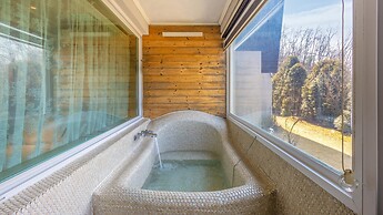 Wonju Quirinale Pension