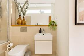 The Tooting Hideout - Dazzling 3bdr Flat With Balcony