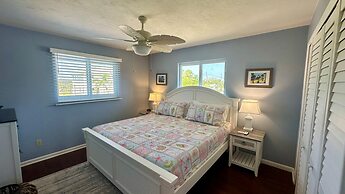 Redfish Retreat - South End Pool Home