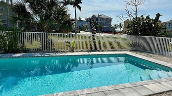 Redfish Retreat - South End Pool Home