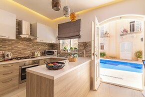 Maisonnette & Pool Ta'cenc Sannat Gozo