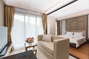 Mida Grande Resort by NLA